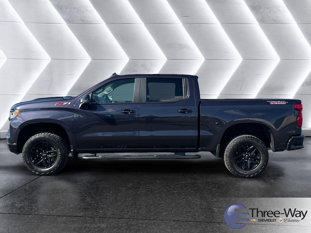 Used 2024 Chevrolet Silverado 1500 LT Trail Boss w/ Convenience Package II image 2
