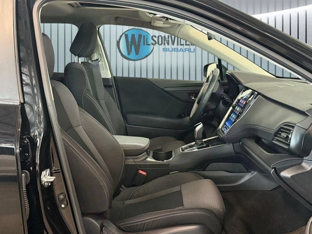 Certified 2025 Subaru Outback Premium AWD/4WD image 6