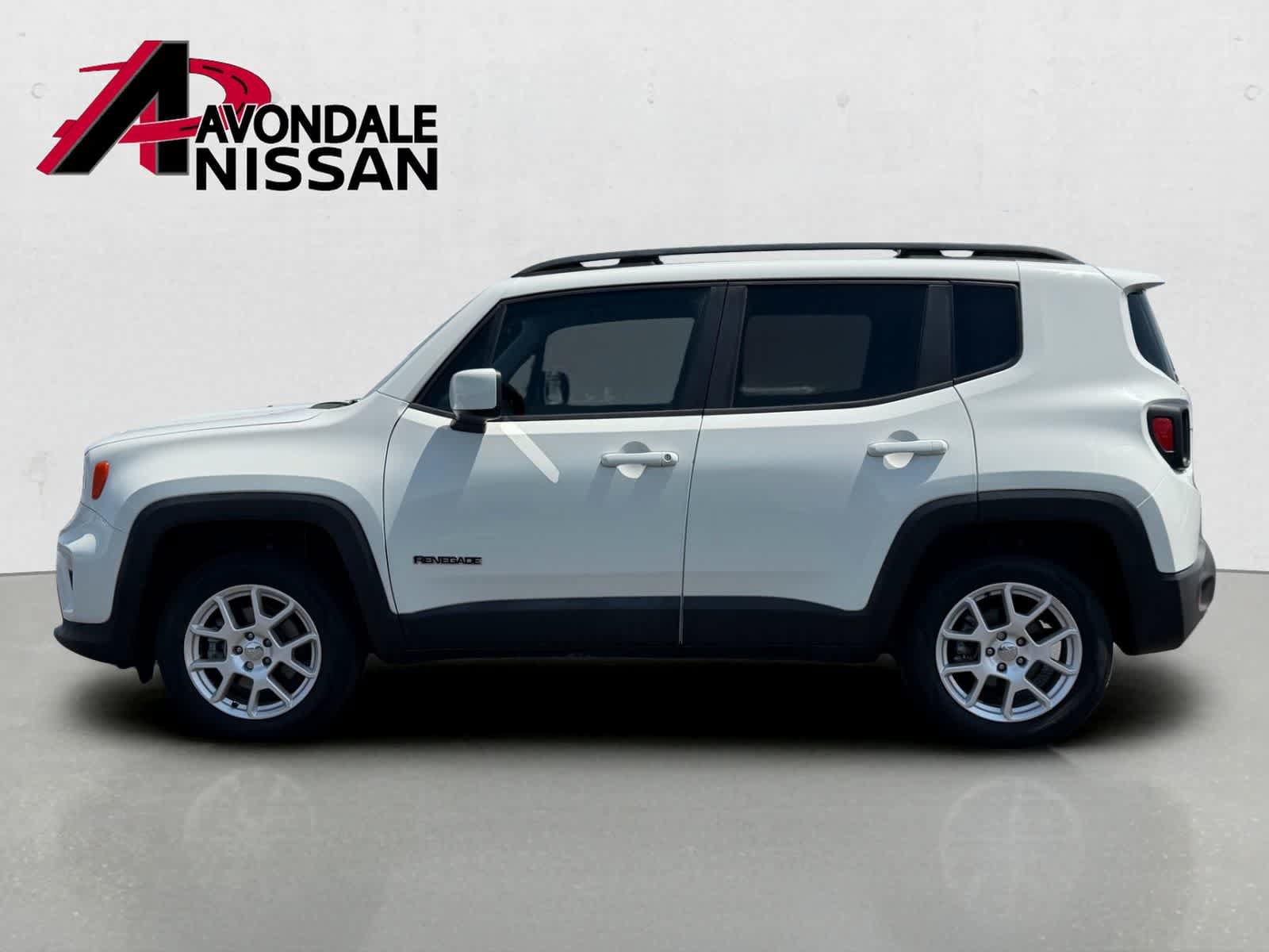 Used 2019 Jeep Renegade Latitude w/ Popular Equipment Group AWD/4WD image 3