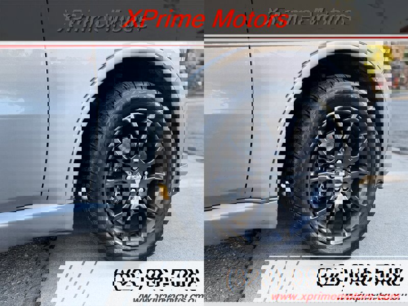 Used 2015 Dodge Durango R/T w/ Technology Group RWD image 9