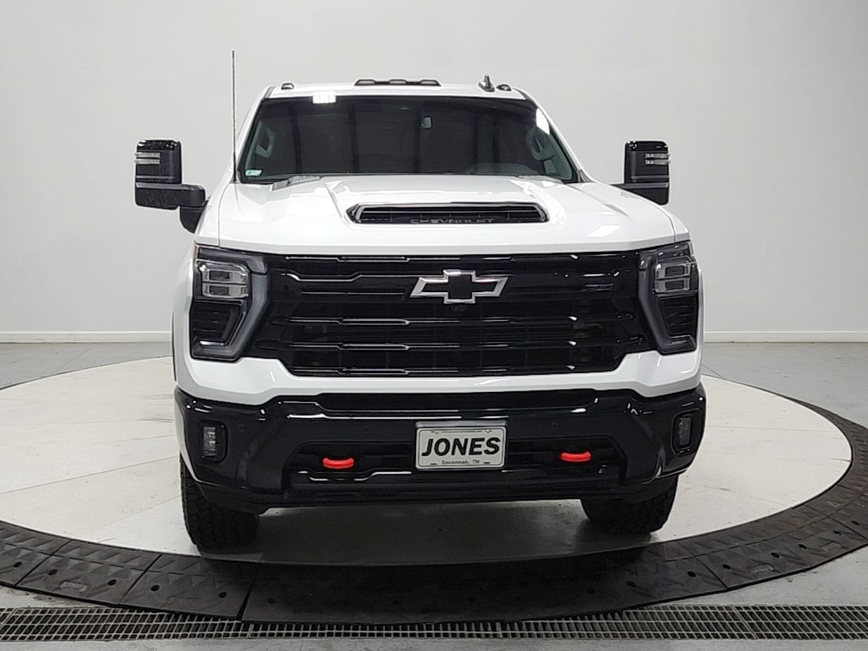 Used 2025 Chevrolet Silverado 2500 LT w/ Trail Boss Package AWD/4WD image 3