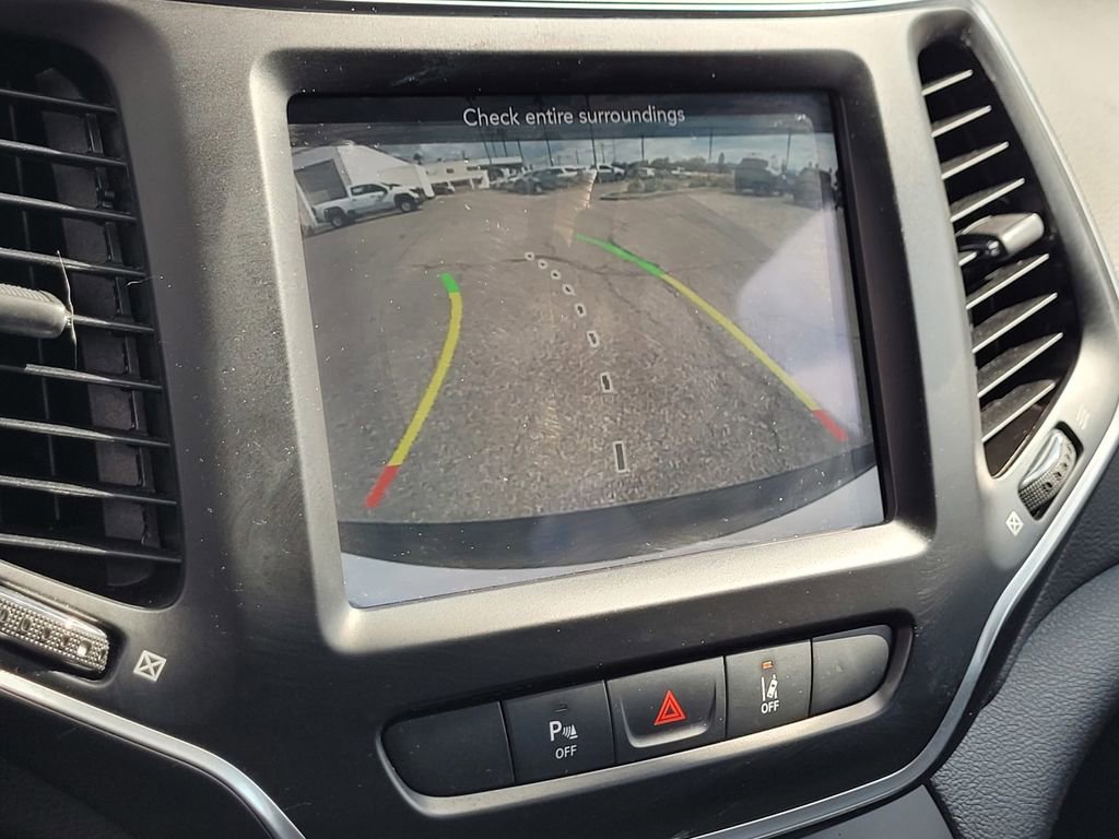 Used 2021 Jeep Cherokee Latitude Lux w/ Sun & Sound Group FWD image 18