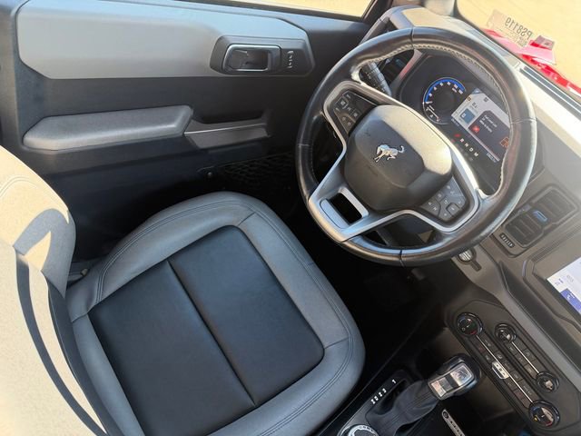 Used 2022 Ford Bronco Black Diamond image 15