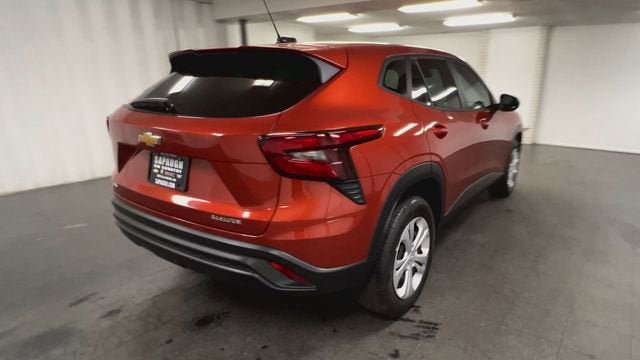 Certified 2024 Chevrolet Trax LS w/ Driver Confidence Package image 8