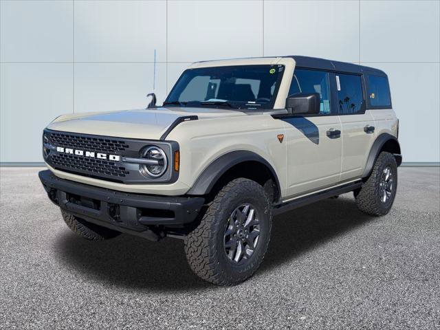 New 2025 Ford Bronco Badlands AWD/4WD image 1