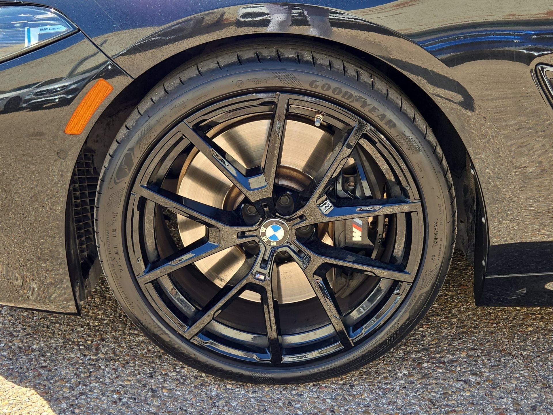 Used 2024 BMW M850i xDrive Convertible AWD/4WD image 11