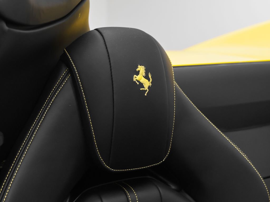 Certified 2021 Ferrari 812 GTS image 28