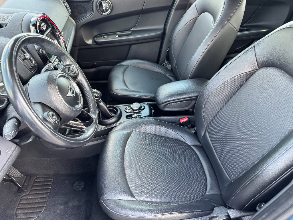 Used 2018 MINI Cooper Countryman FWD image 17