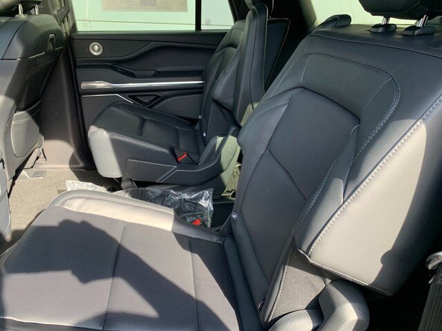 New 2026 Lincoln Navigator L Reserve w/ Jet Appearance Package AWD/4WD image 23