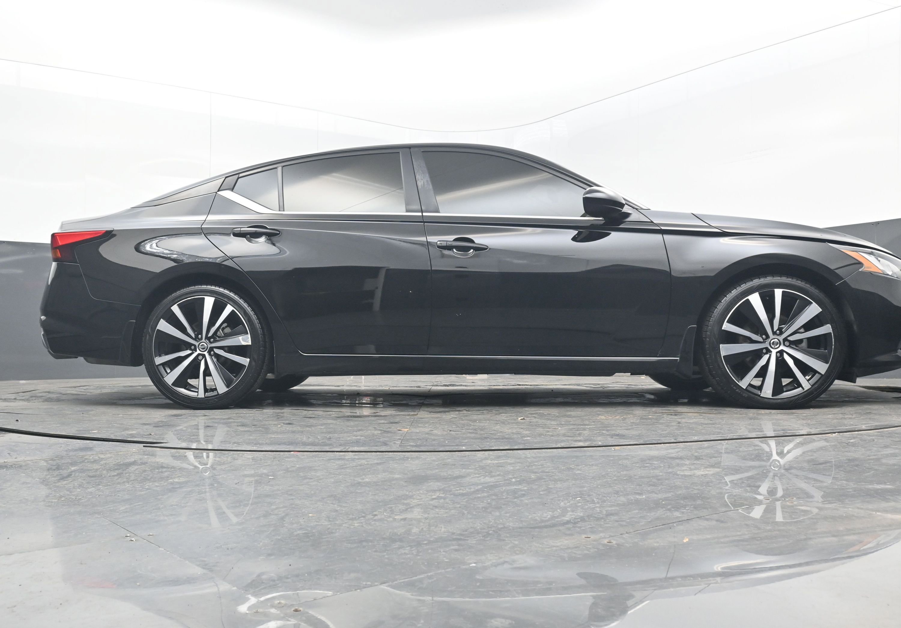 Used 2021 Nissan Altima 2.5 SR image 31