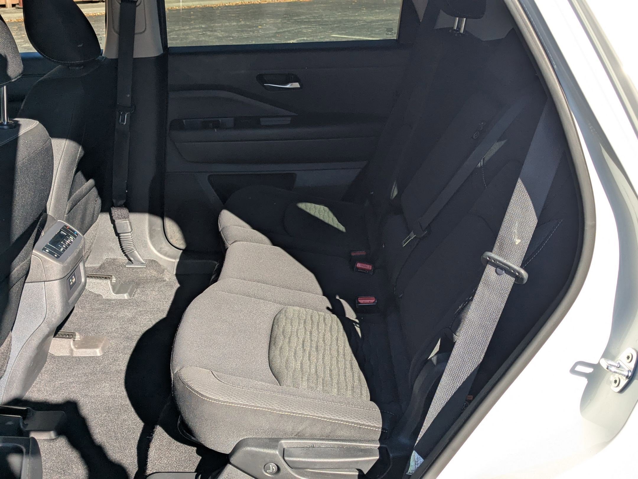 Certified 2022 Nissan Pathfinder SV w/ SV Black Package image 21