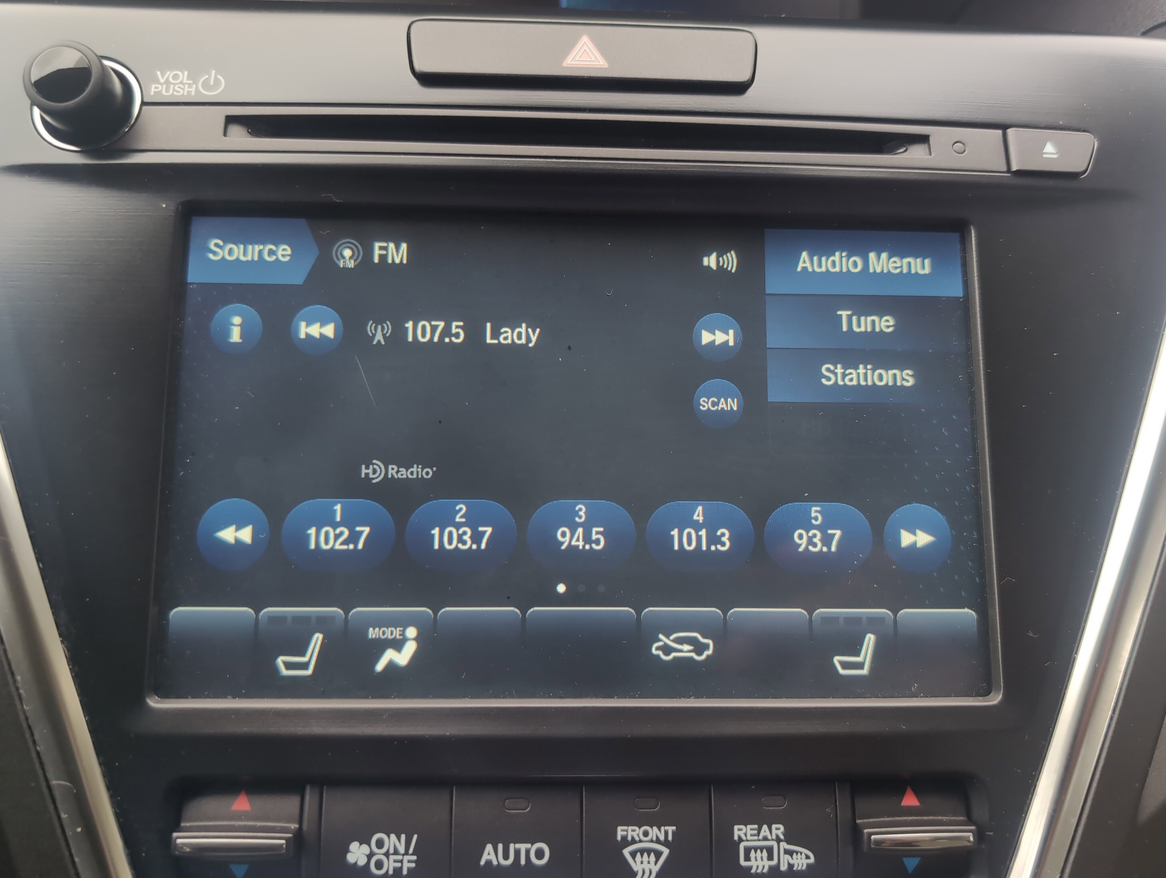 Used 2019 Acura MDX FWD w/ Technology Package image 23