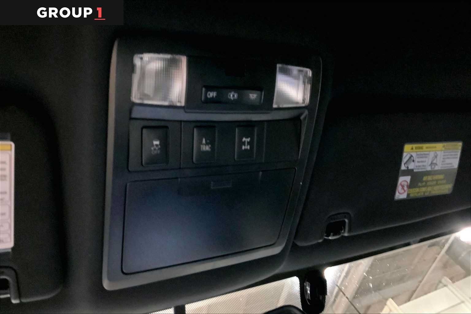 Certified 2017 Toyota Tacoma TRD Off-Road w/ Tow Package AWD/4WD image 35