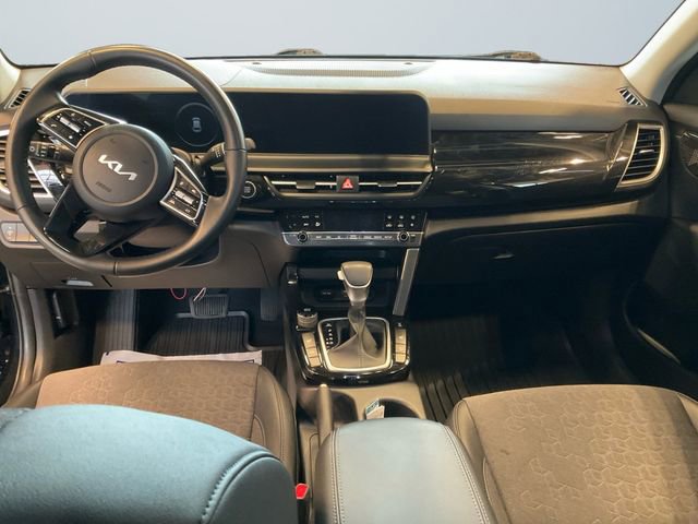 Used 2024 Kia Seltos X-Line image 10