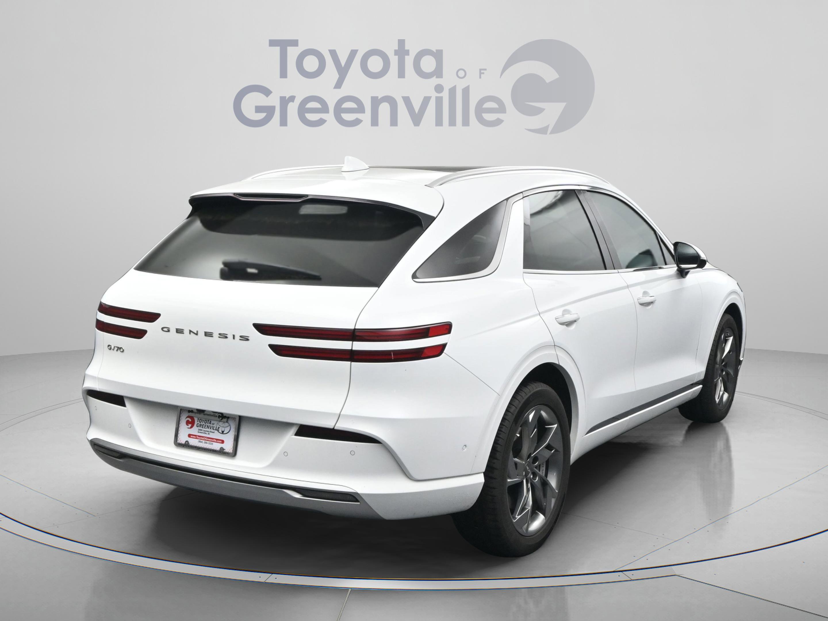 Used 2025 Genesis Electrified GV70 Advanced image 13