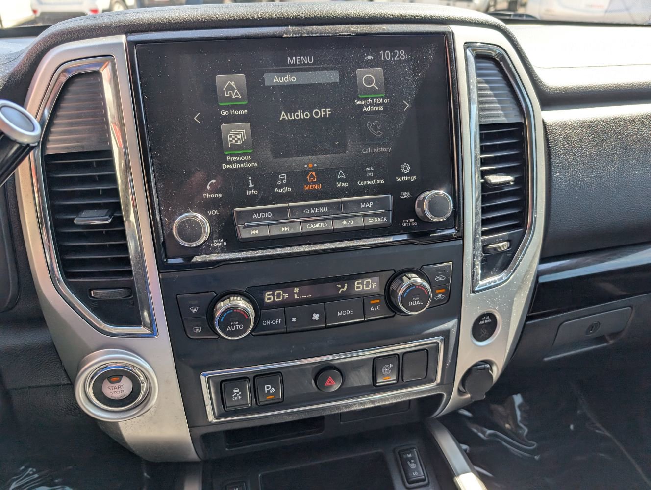 Used 2020 Nissan Titan SV w/ SV Convenience Package image 22