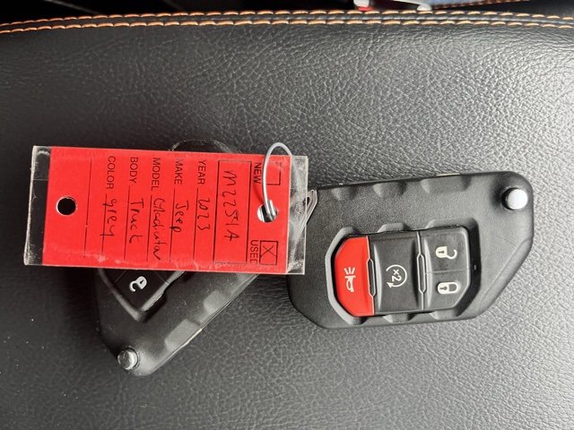 Used 2023 Jeep Gladiator Mojave w/ Cold Weather Group image 15