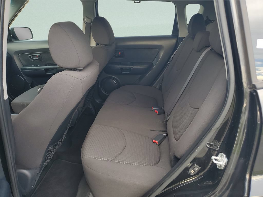Used 2012 Kia Soul FWD image 10