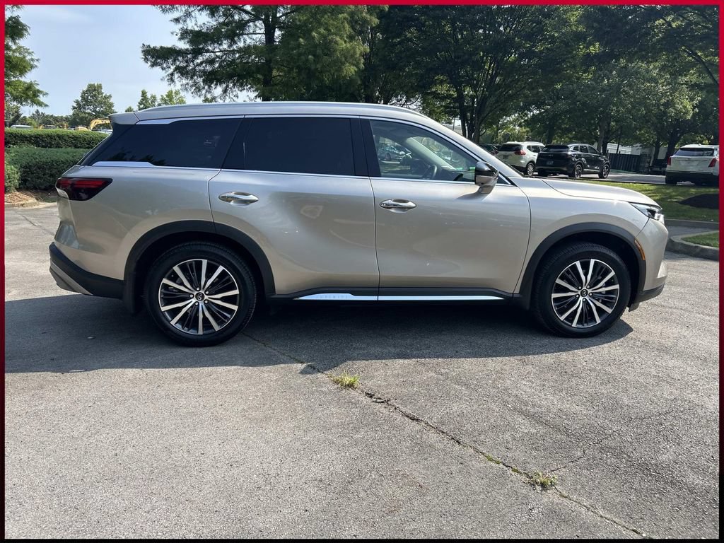 Used 2023 INFINITI QX60 Sensory FWD image 8