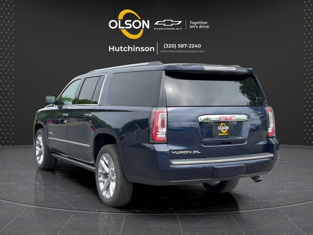 Certified 2020 GMC Yukon XL Denali w/ Denali Premium Package AWD/4WD image 11