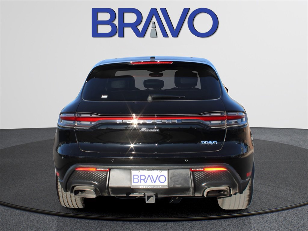 Used 2023 Porsche Macan Turbo image 6