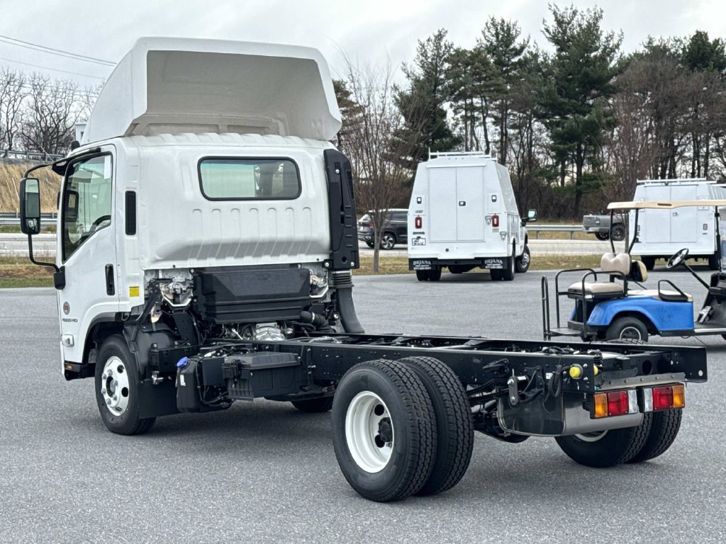 New 2025 Chevrolet Low Cab Forward 4500 XD RWD image 13