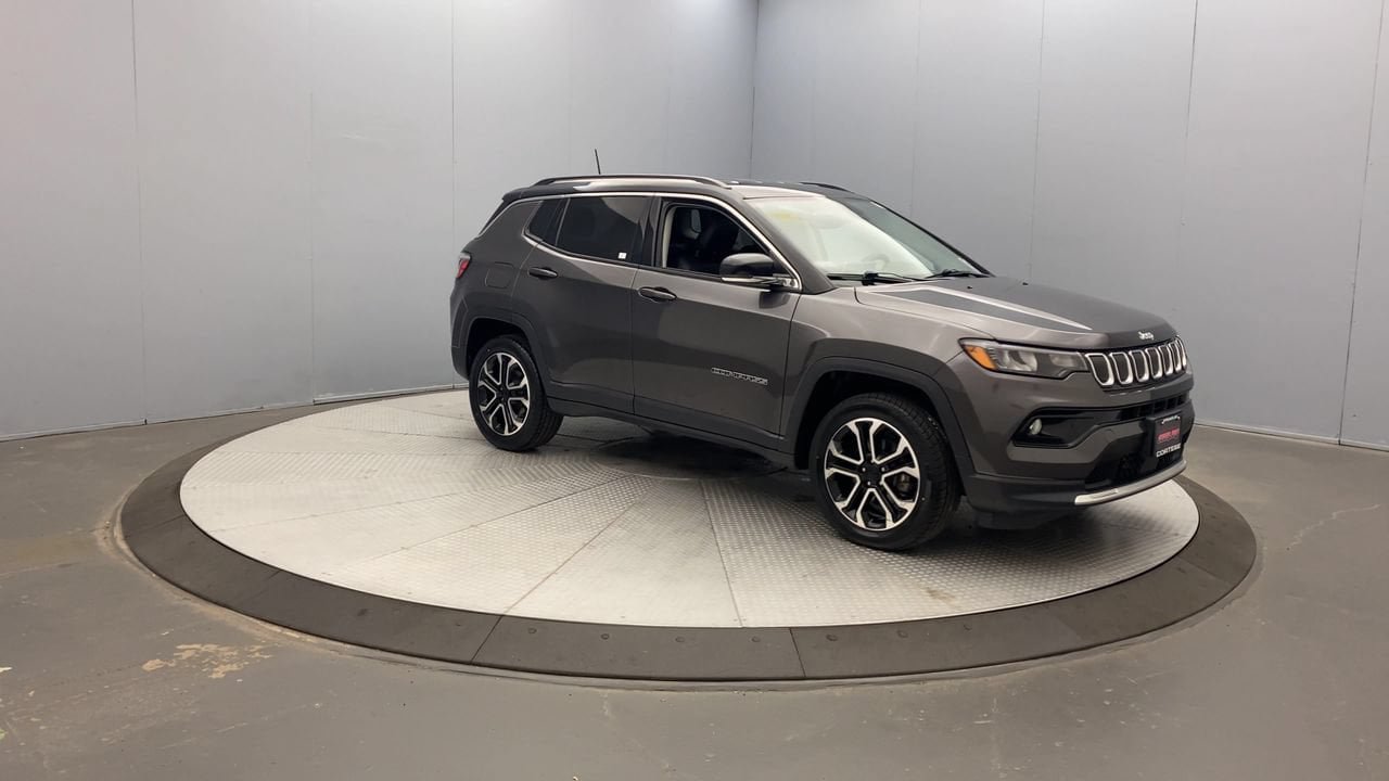 Used 2022 Jeep Compass Limited AWD/4WD image 7