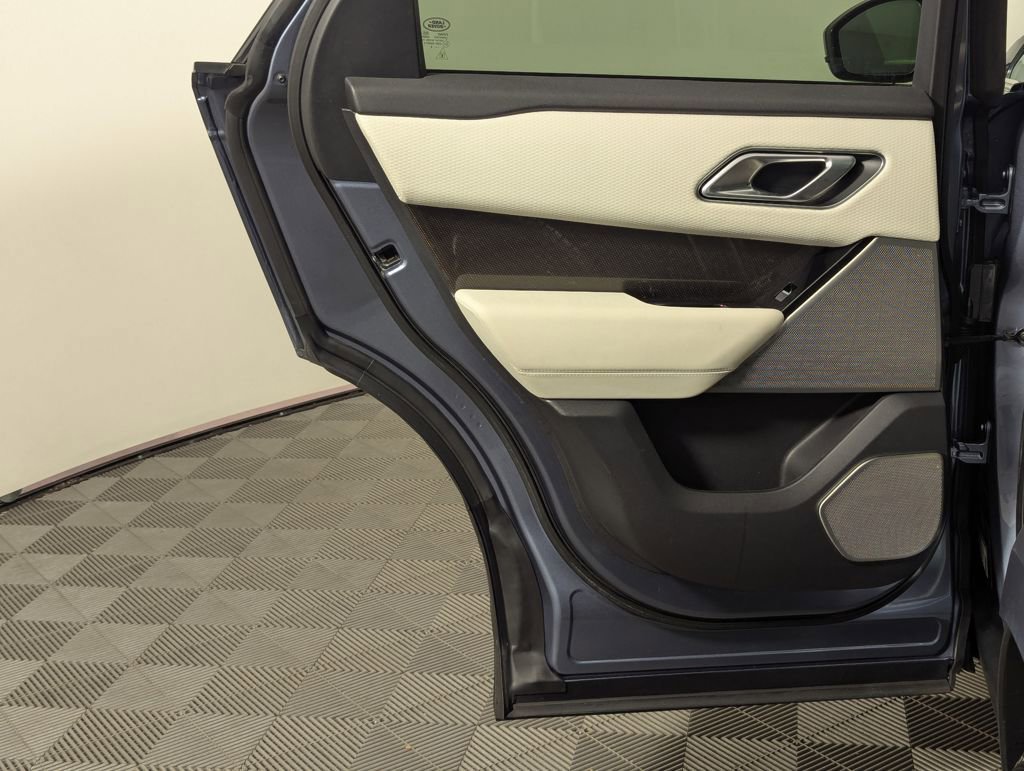 Used 2023 Land Rover Range Rover Velar S image 51