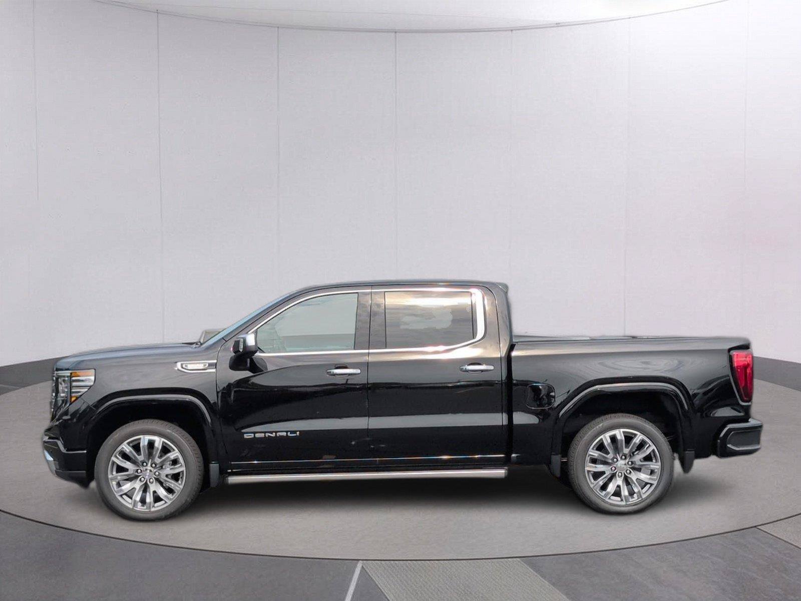 New 2026 GMC Sierra 1500 Denali w/ Denali Reserve Package AWD/4WD image 2