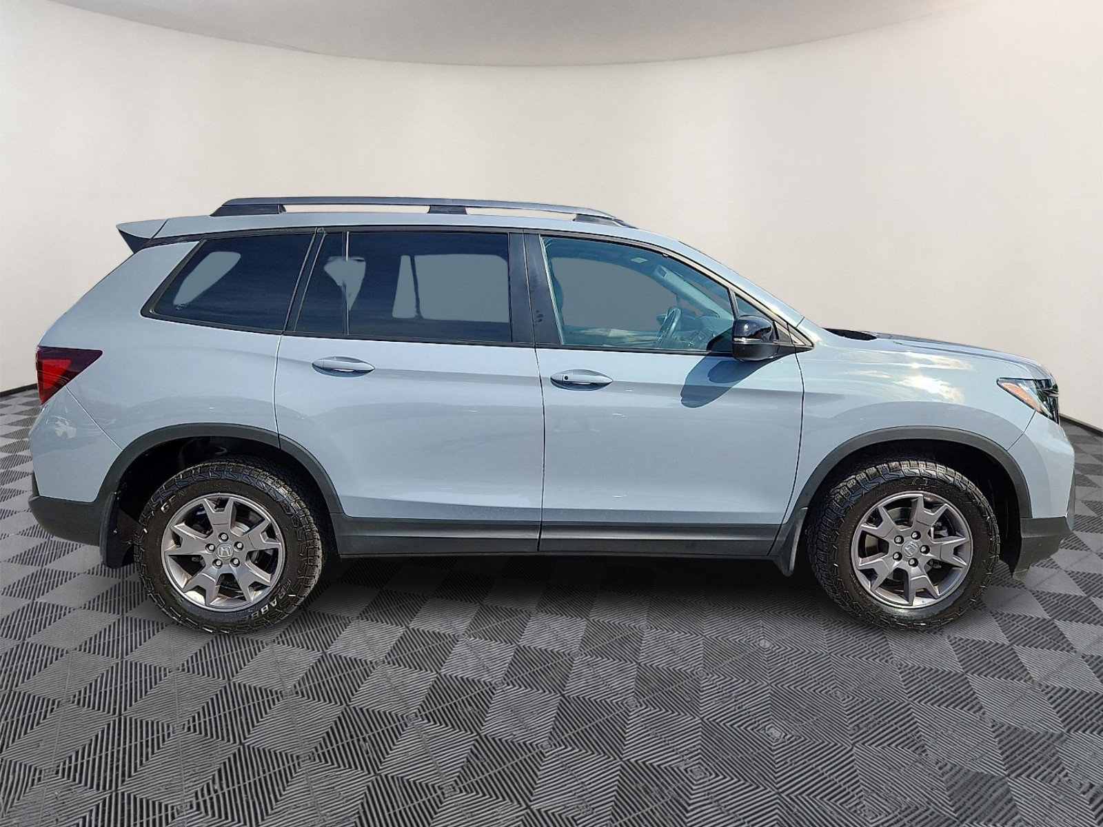 Used 2024 Honda Passport TrailSport image 7