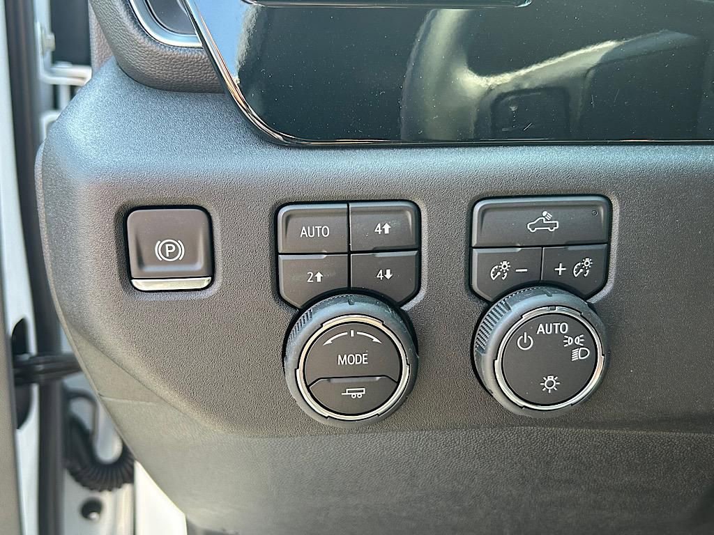 New 2026 Chevrolet Silverado 1500 LT image 17