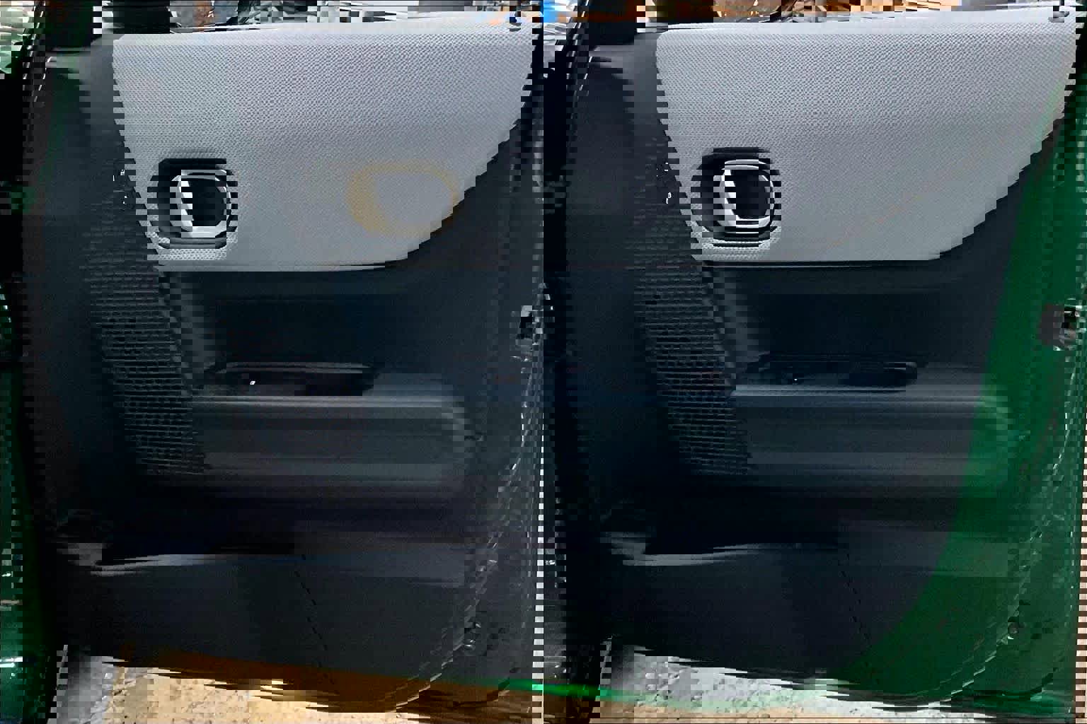 Certified 2025 MINI Cooper S image 26