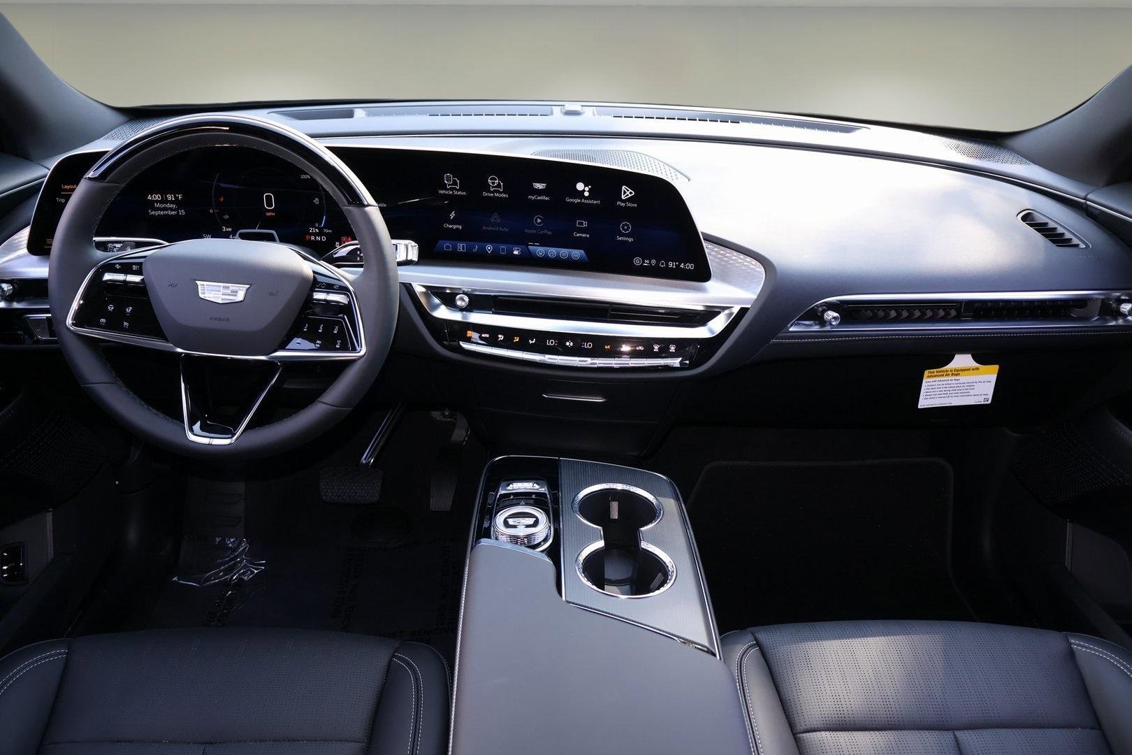 New 2026 Cadillac Lyriq Sport image 14