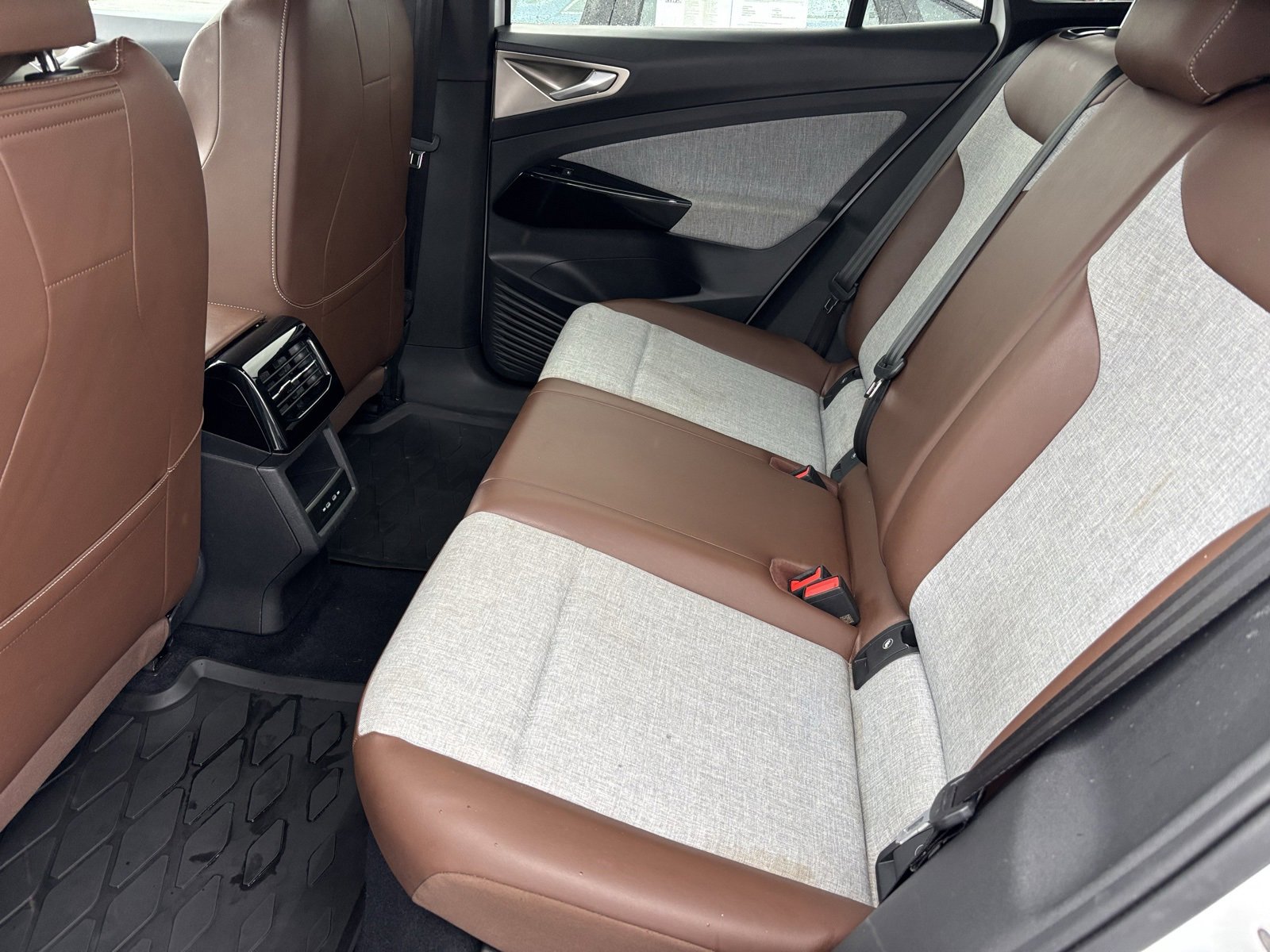 Used 2023 Volkswagen ID.4 Pro image 20