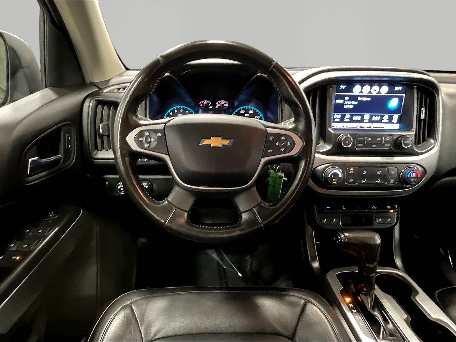 Used 2017 Chevrolet Colorado LT w/ Luxury Package, Chrome AWD/4WD image 9
