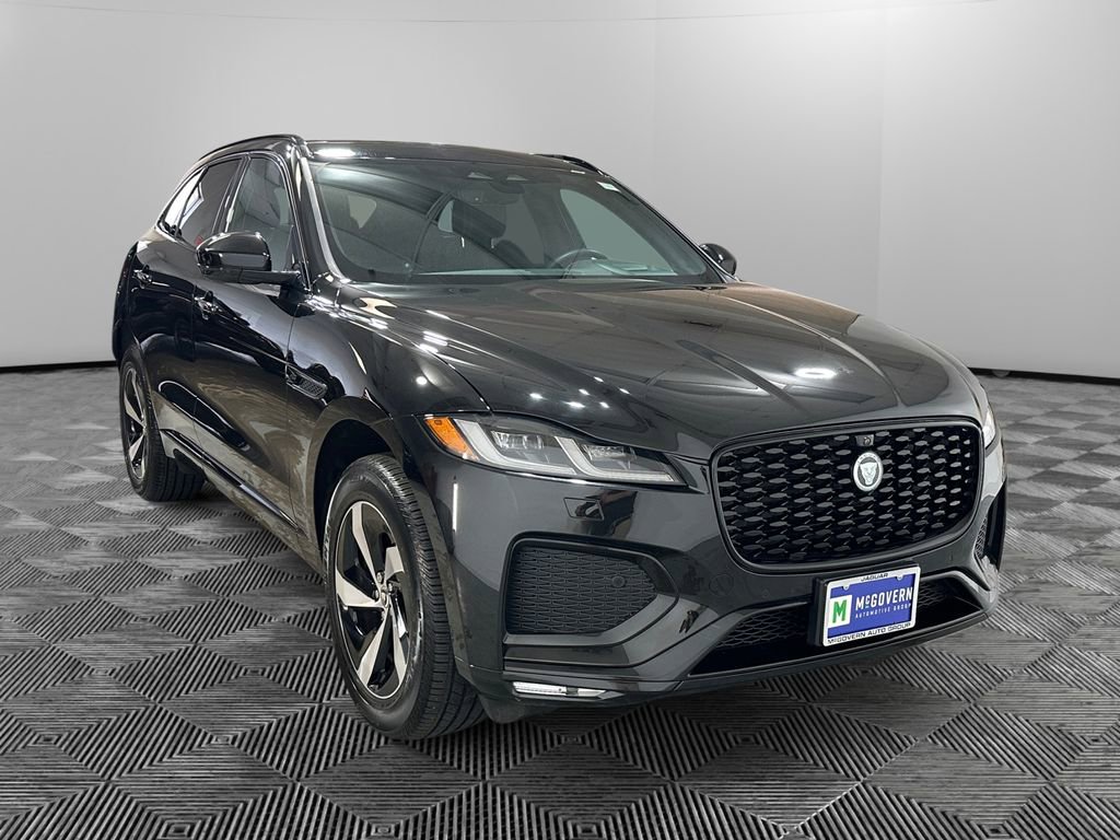 Used 2026 Jaguar F-PACE R-Dynamic S image 7