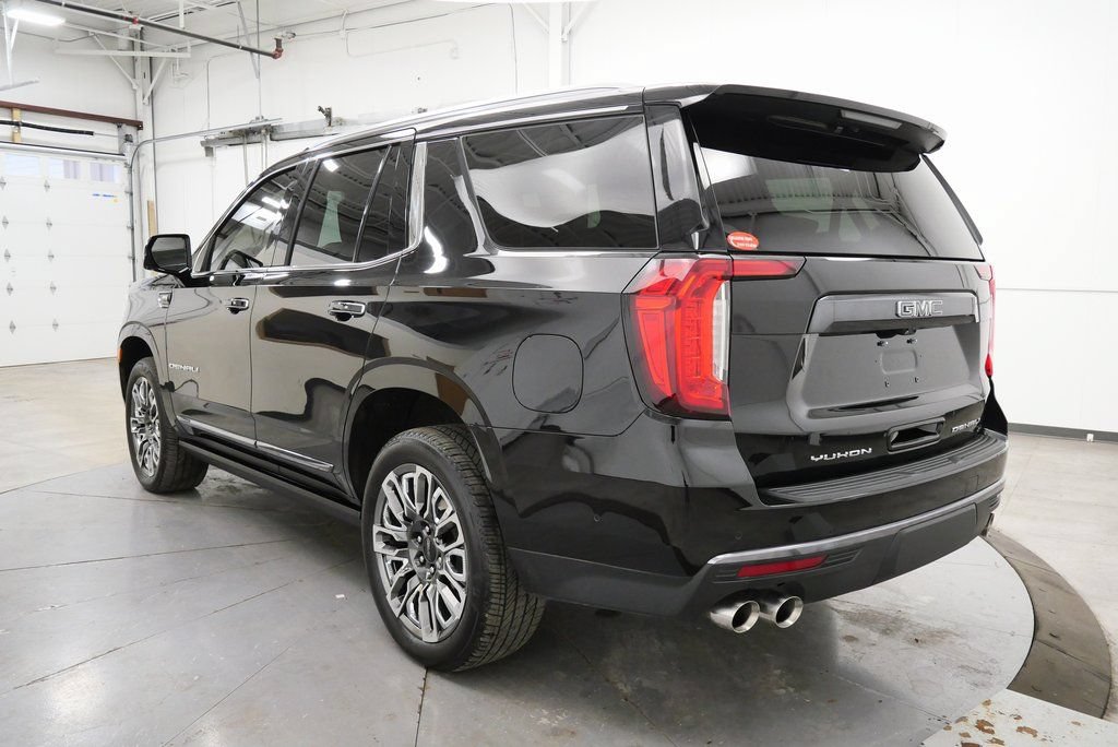 Used 2024 GMC Yukon Denali Ultimate AWD/4WD image 5