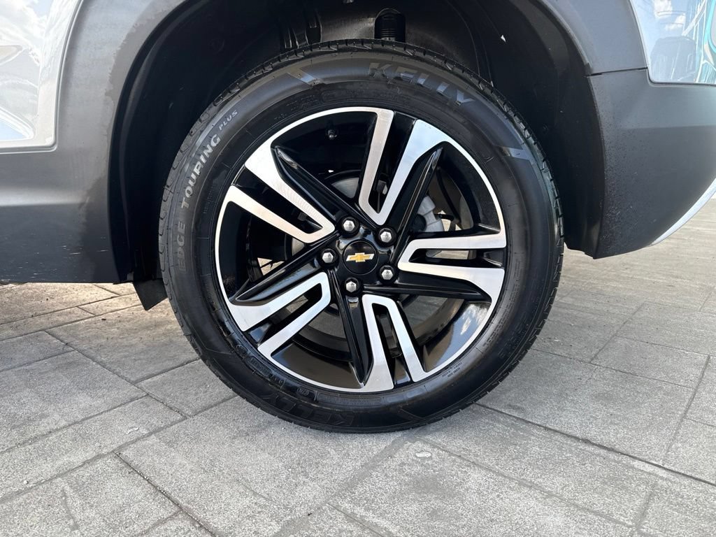 Used 2023 Chevrolet TrailBlazer LT FWD image 10