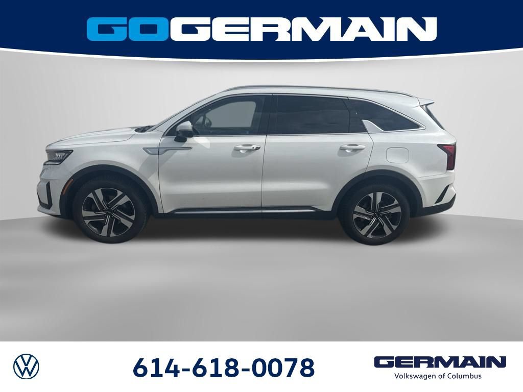 Used 2022 Kia Sorento EX w/ Panoramic Sunroof Package AWD/4WD image 3