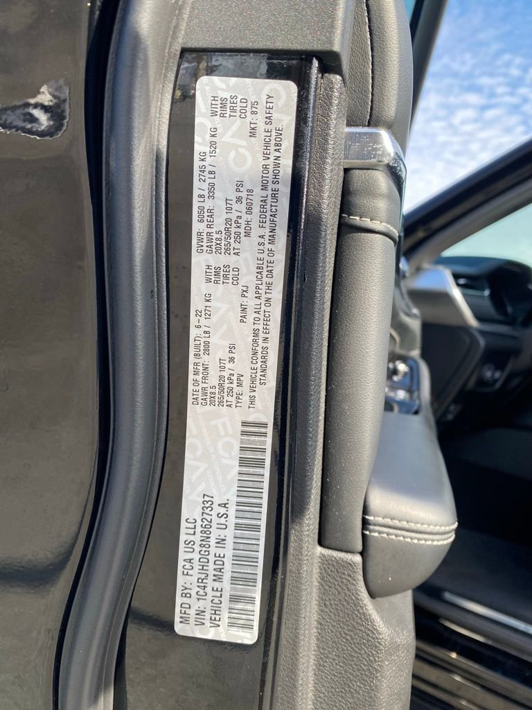 Used 2022 Jeep Grand Cherokee Overland image 15