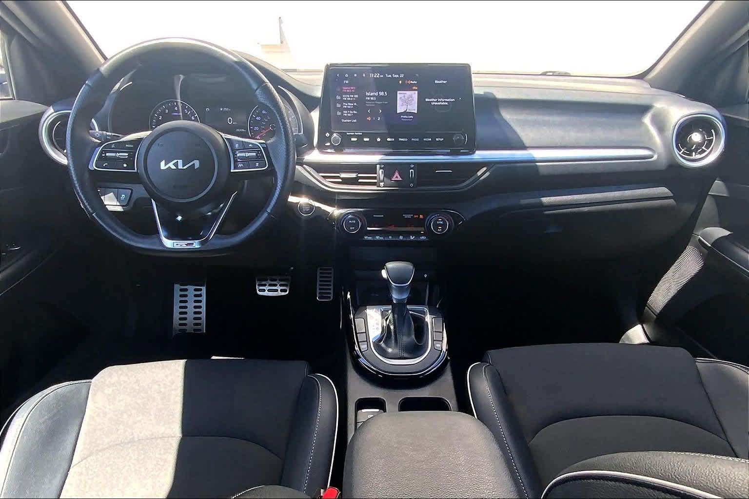 Used 2023 Kia Forte GT-Line w/ GT-Line Premium Package FWD image 10