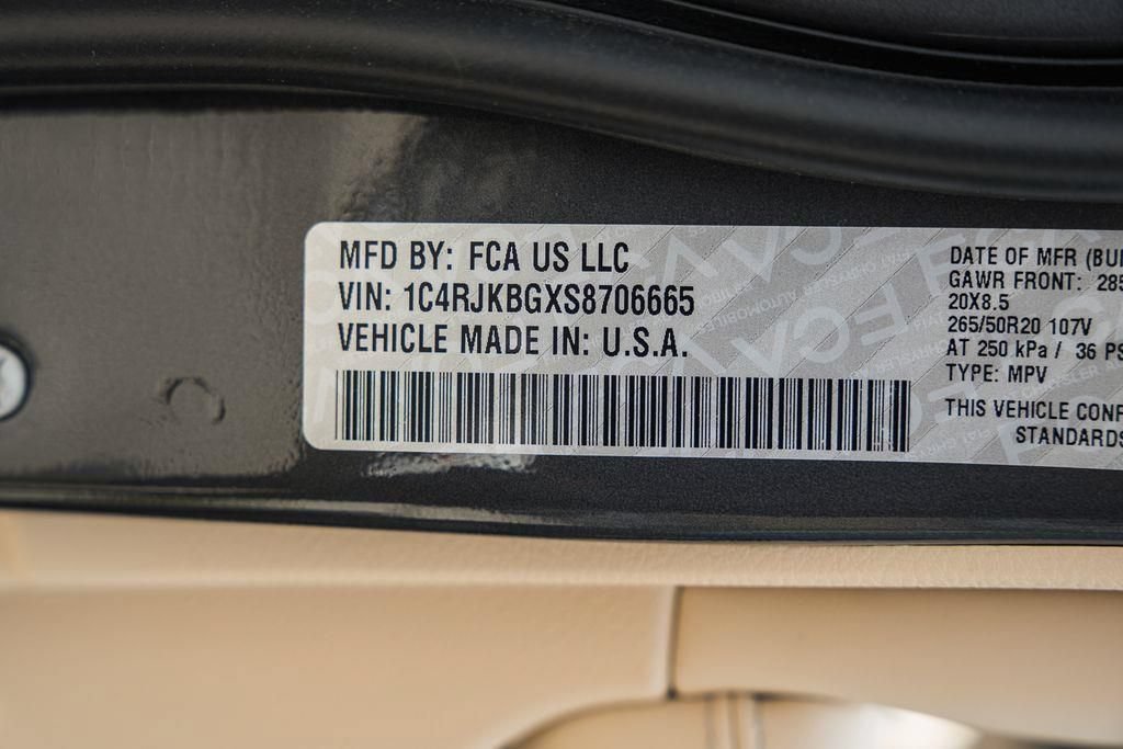 New 2025 Jeep Grand Cherokee L Limited w/ Luxury Tech Group II AWD/4WD image 43