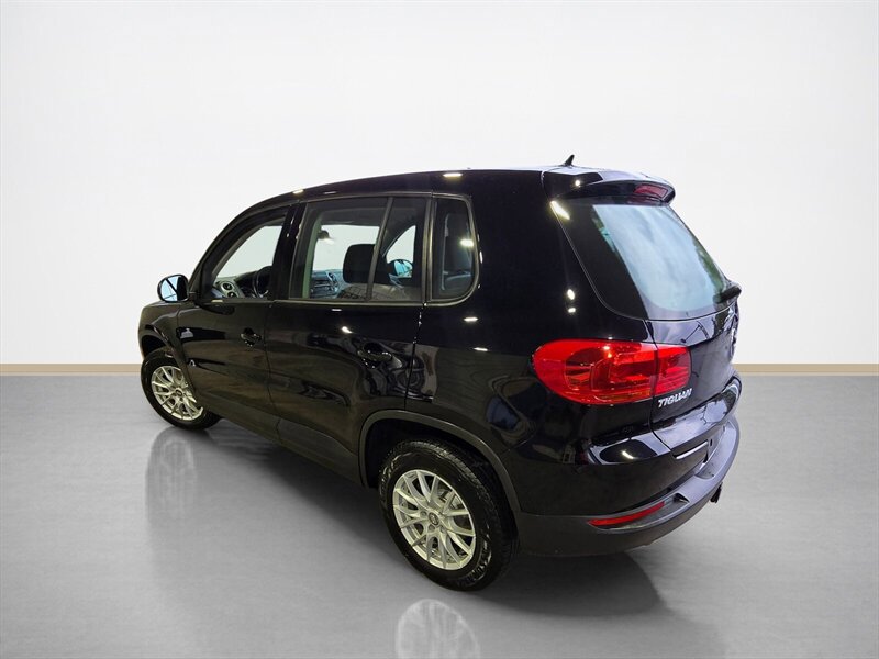 Used 2014 Volkswagen Tiguan S FWD image 6