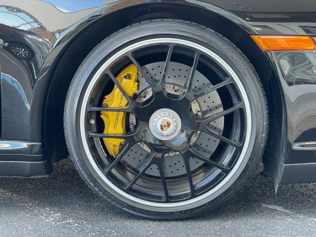 Used 2012 Porsche 911 Turbo S AWD/4WD image 5