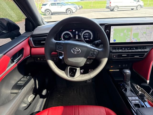 Used 2025 Toyota Camry XSE w/ Premium Plus Package image 19