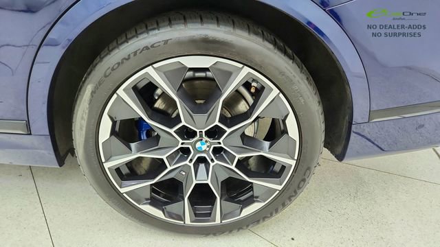 Used 2024 BMW X7 xDrive40i w/ M Sport Package AWD/4WD image 66