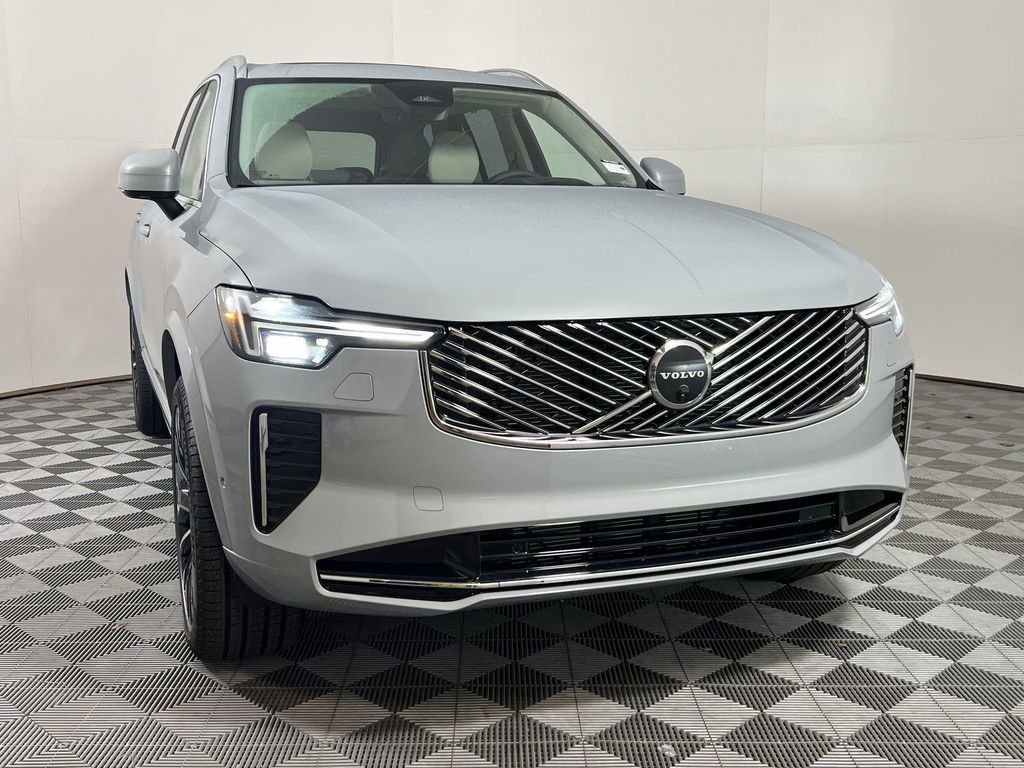 New 2026 Volvo XC90 B6 Ultra w/ Protection Package image 3