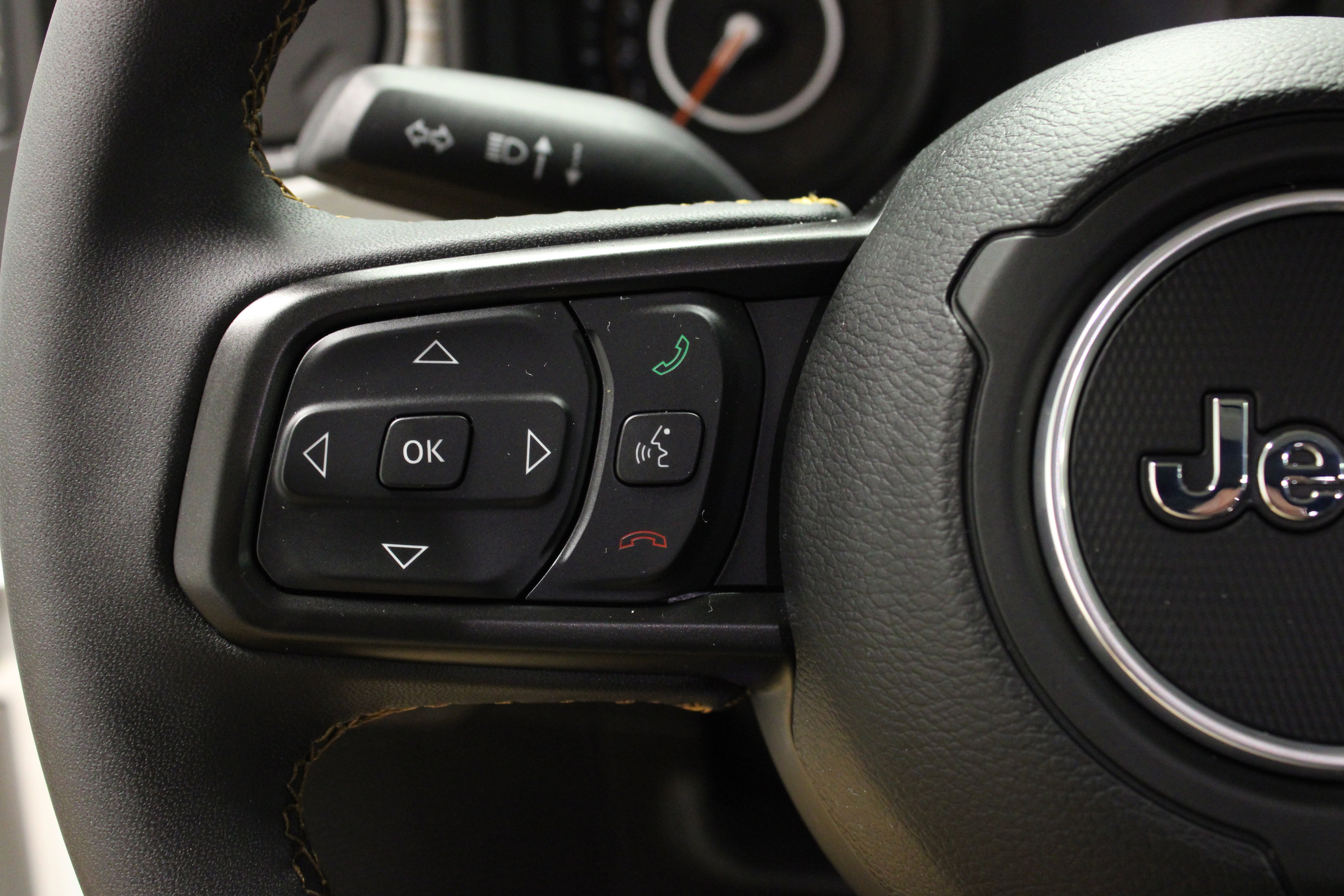 Used 2024 Jeep Wrangler Sport S AWD/4WD image 19