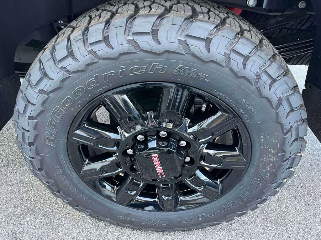 New 2026 GMC Sierra 2500 AT4 w/ AT4 Premium Plus Package image 12