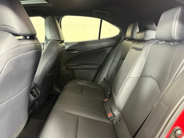 Used 2019 Lexus UX 250h AWD/4WD image 26